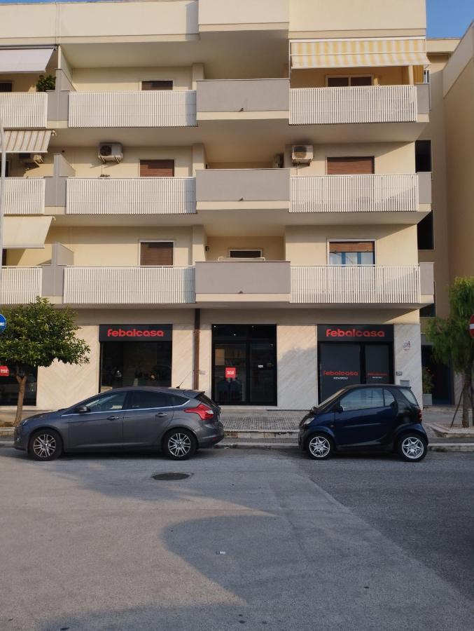 Da Luigi Locazioni Brevi Turistiche Bed & Breakfast Monopoli Ngoại thất bức ảnh